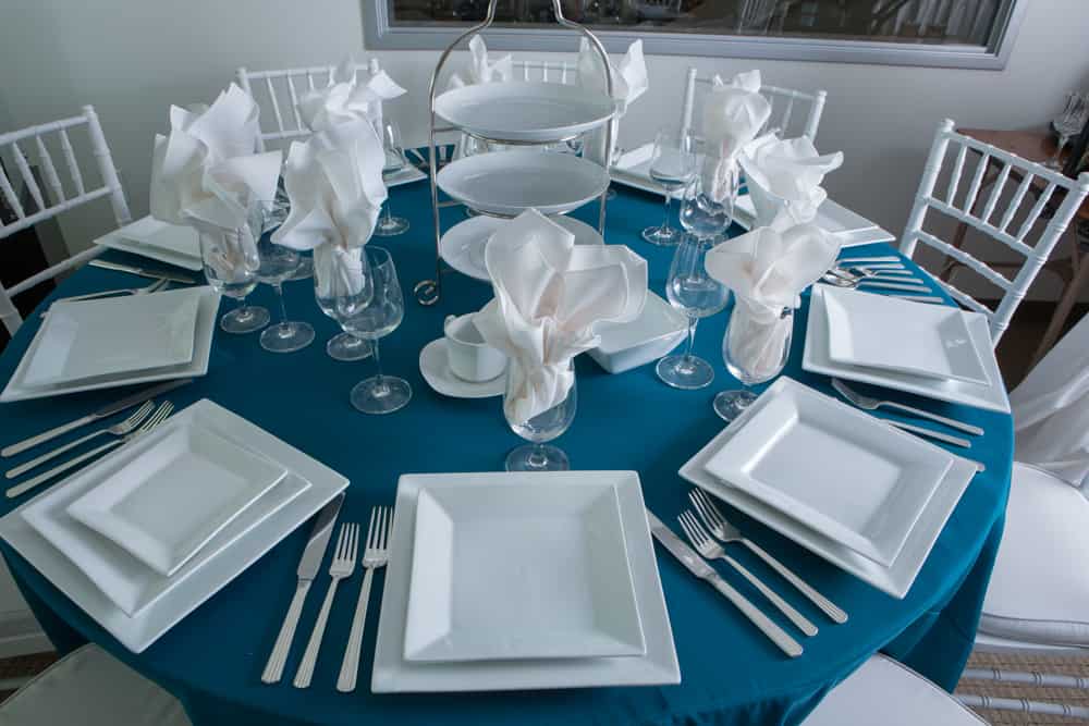 Dining Rentals in Los Angeles Plates, Silverware & More!